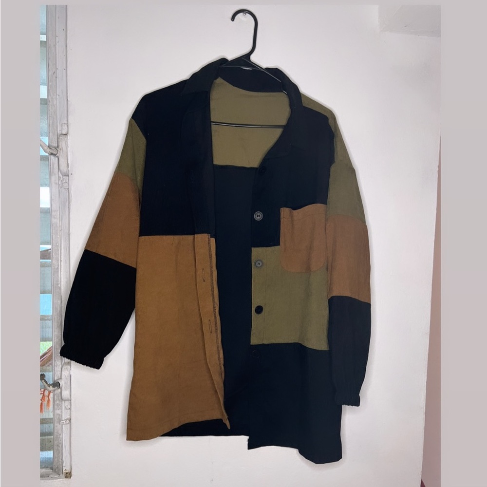 Cute over jacket🤍
